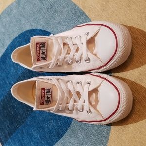Converse White All Star Low Top Sneakers Size 9.5